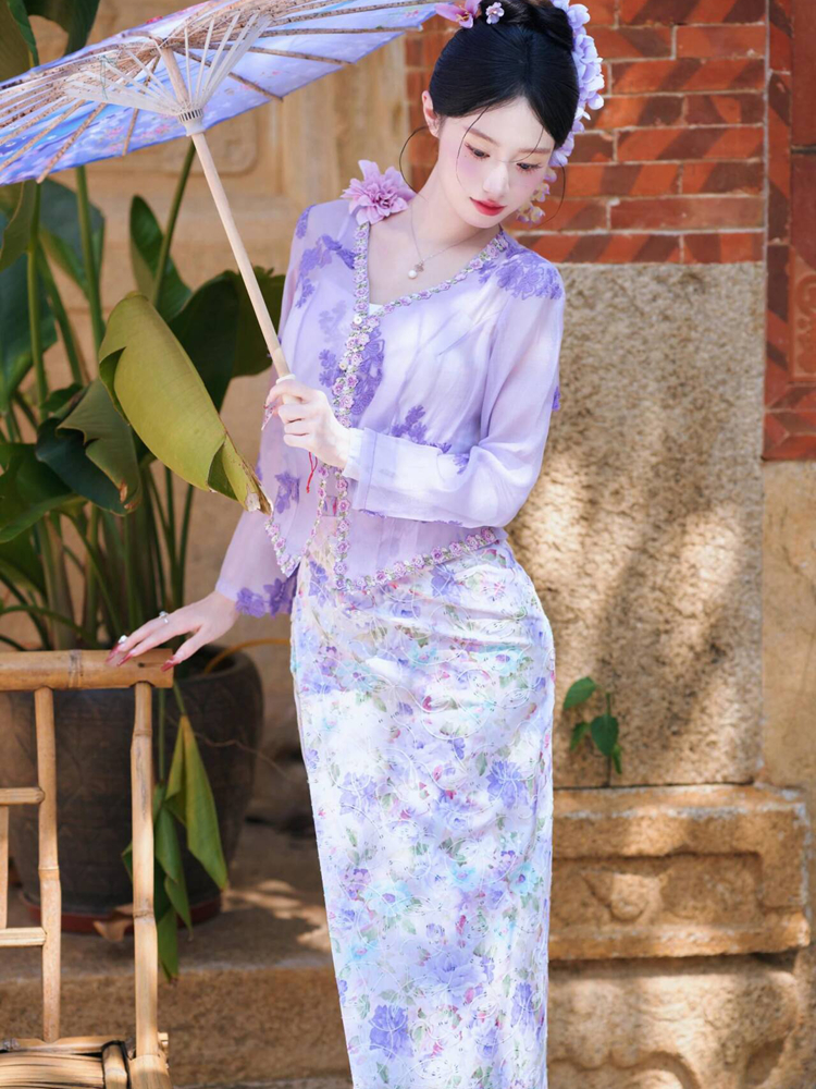 New Ethnic Dai Women's Photogr - огляд і ціна Photography Studio